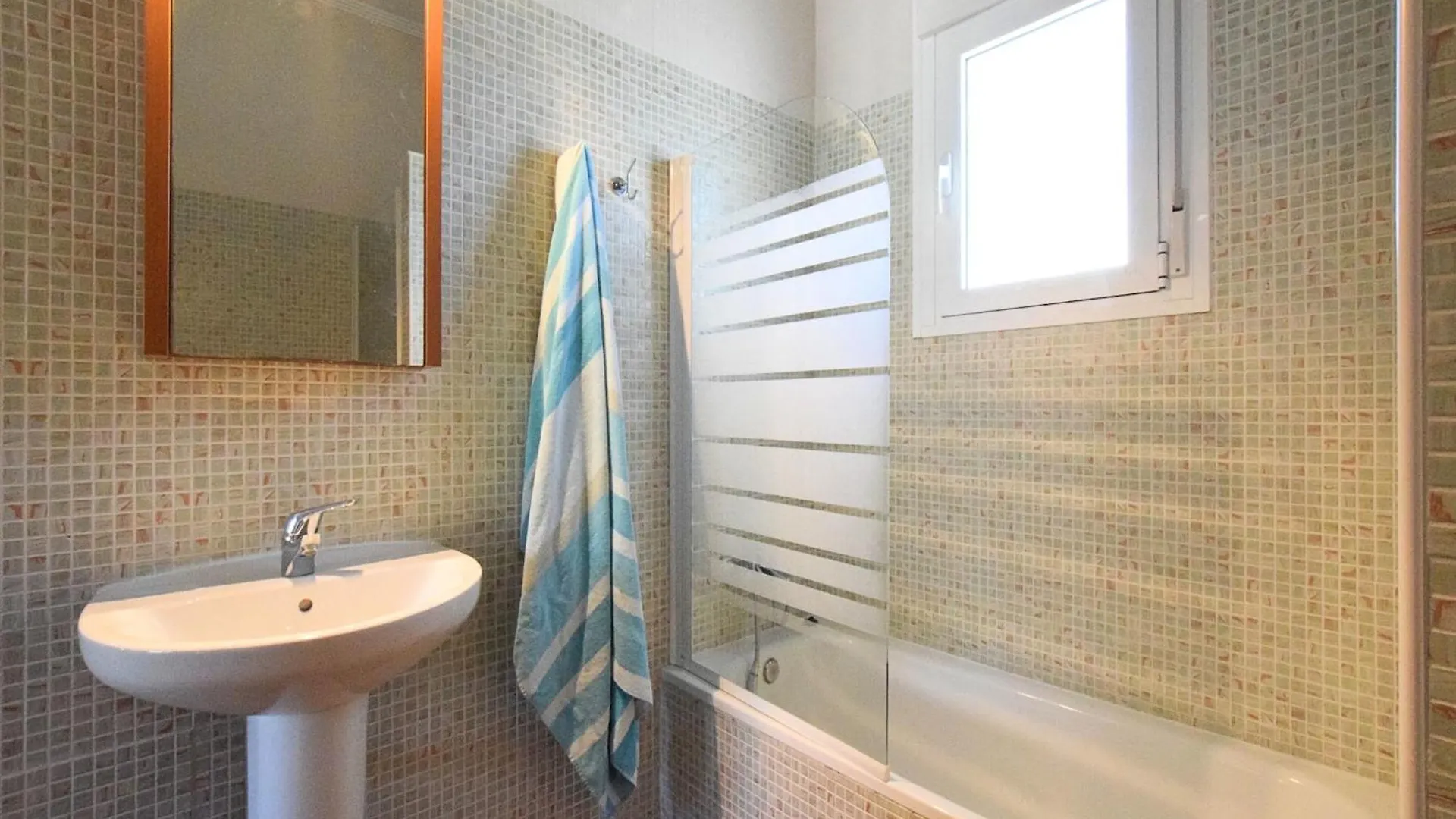 Belvilla By Oyo Villa Bandoleros, Cleaning Included Arenas  0*, Arenas (Malaga) Spain